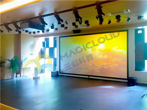 1590991025444571.jpg 廣東省深圳市南山區香山里實驗小學_副本.jpg