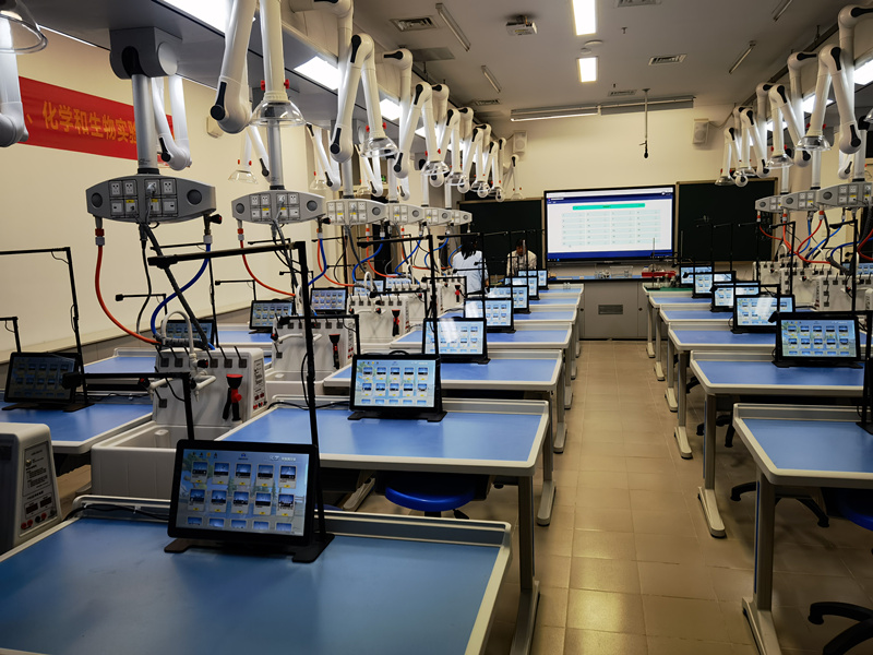 1715589330695179.jpg 1715589330695179.jpg